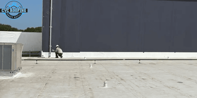 How to Choose Commercial Roofing Companies in Greenwood, IN 